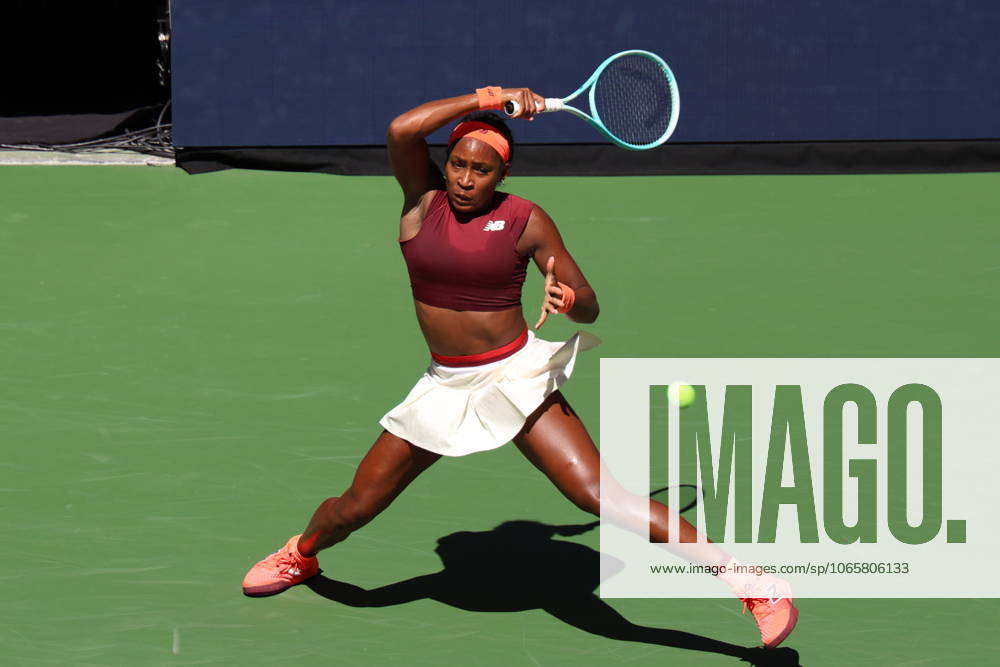 TENIS US OPEN 2025 30082025 N Z COCO GAUFF USA W MECZU TRZECIEJ RUNDY NA TURNIEJU WIELKIEGO SZLEMA US OPEN 2025 MARCIN CHOLEWINSKI NEWSPIX.PL TENNIS US OPEN 2025 30082025 COCO GAUFF OF USA DURING THE MATCH IN THE THIRD ROUND NEWSPIX.PL --- newspix.pl POLAND OUT!