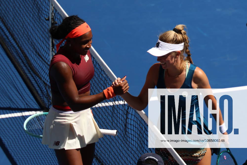 TENIS US OPEN 2025 30082025 N Z MAGDALENA FRECH I COCO GAUFF USA PO MECZU TRZECIEJ RUNDY NA TURNIEJU WIELKIEGO SZLEMA US OPEN 2025 MARCIN CHOLEWINSKI NEWSPIX.PL TENNIS US OPEN 2025 30082025 MAGDALENA FRECH OF POLAND AND COCO GAUFF OF USA AFTER THE MATCH IN THE THIRD ROUND NEWSPIX.PL --- newspix.pl POLAND OUT!