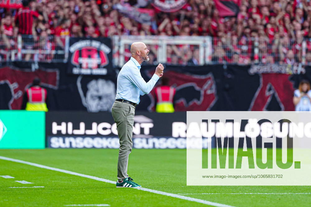Erik ten Hag Bayer 04 Leverkusen, Coach GER, SV Werder Bremen vs Bayer 04 Leverkusen, Football, Bundesliga, Matchday 2, Season 2025 2026, 30 08 2025 DFL REGULATIONS PROHIBIT ANY USE OF PHOTOGRAPHS AS IMAGE SEQUENCES AND OR QUASI VIDEO GER, SV Werder Bremen vs Bayer 04 Leverkusen, Football, Bundesliga, Matchday 2, Season 2025 2026, 30 08 2025 Bremen