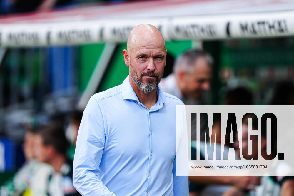Erik ten Hag Bayer 04 Leverkusen, Coach GER, SV Werder Bremen vs Bayer 04 Leverkusen, Football, Bundesliga, Matchday 2, Season 2025 2026, 30 08 2025 DFL REGULATIONS PROHIBIT ANY USE OF PHOTOGRAPHS AS IMAGE SEQUENCES AND OR QUASI VIDEO GER, SV Werder Bremen vs Bayer 04 Leverkusen, Football, Bundesliga, Matchday 2, Season 2025 2026, 30 08 2025 Bremen