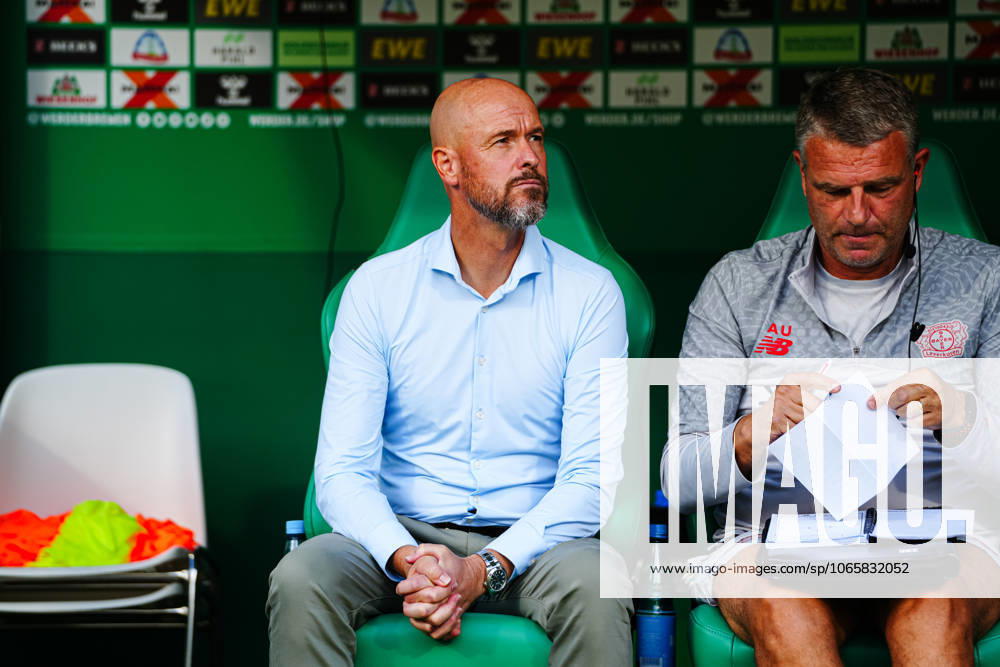 Erik ten Hag Bayer 04 Leverkusen, Coach GER, SV Werder Bremen vs Bayer 04 Leverkusen, Football, Bundesliga, Matchday 2, Season 2025 2026, 30 08 2025 DFL REGULATIONS PROHIBIT ANY USE OF PHOTOGRAPHS AS IMAGE SEQUENCES AND OR QUASI VIDEO GER, SV Werder Bremen vs Bayer 04 Leverkusen, Football, Bundesliga, Matchday 2, Season 2025 2026, 30 08 2025 Bremen