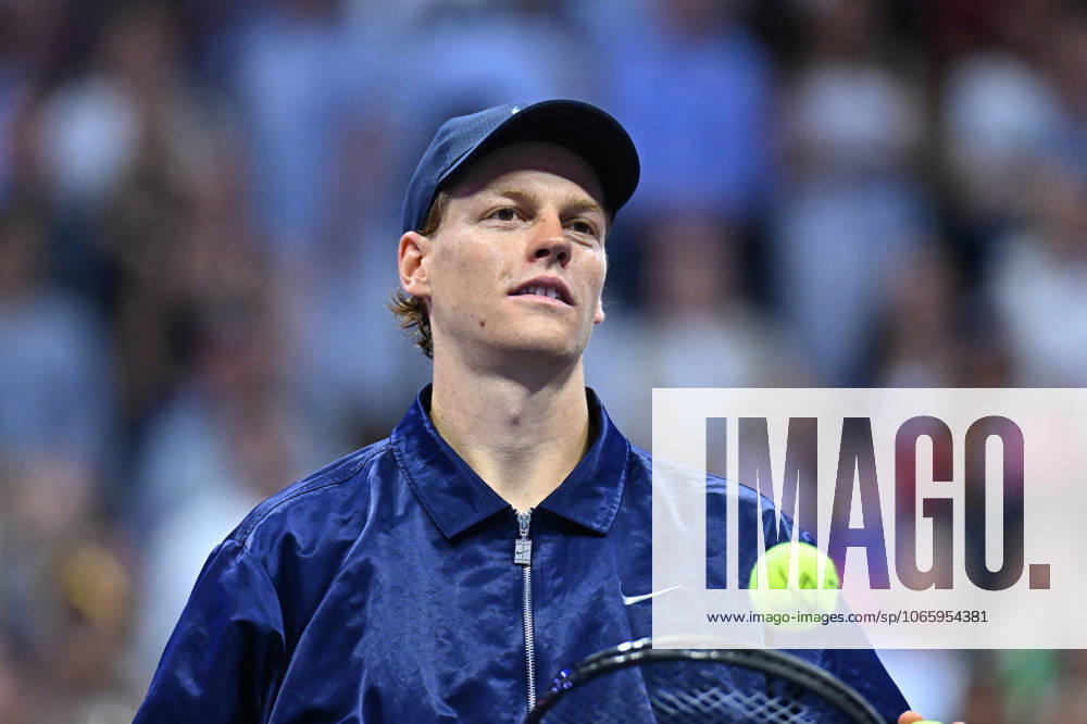 US Open - Fourth Round Jannik Sinner (ITA) during his fourth round match at the 2025 US Open at Billie Jean National Tennis Center in New York City, NY, USA, on September 1, 2025. Photo by Corinne Dubreuil ABACAPRESS.COM New York City United States