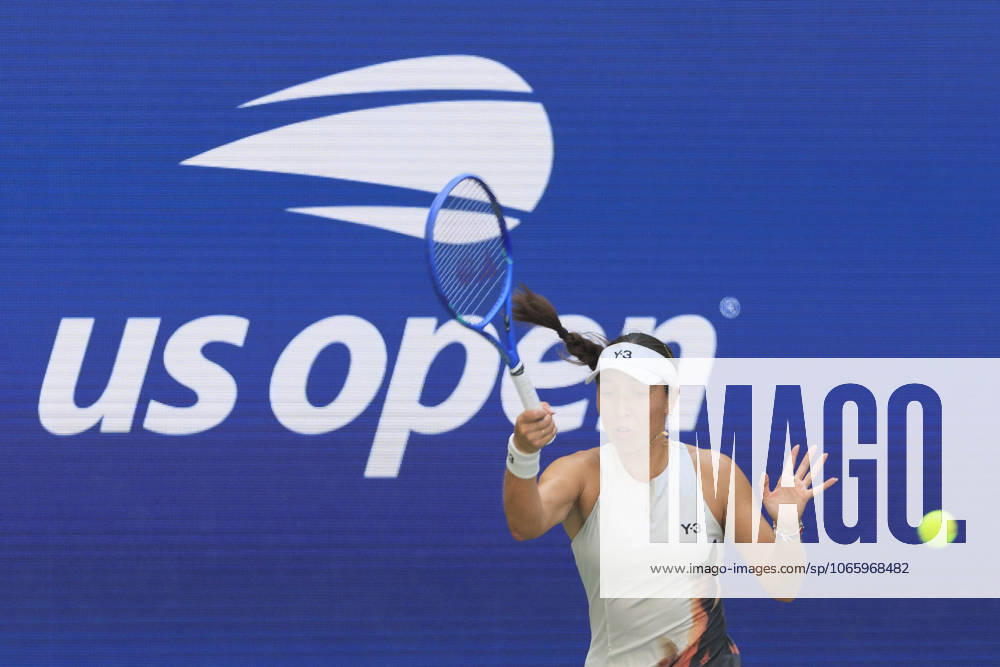 Jessica Pegula hits a forehand return during a match against Barbora Krejcikova on Day 10 of the 2025 US Open at USTA Billie Jean King National Tennis Center on Tuesday September 2, 2025 in the Flushing neighborhood of the Queens borough of New York City. JAVIER ROJAS PI Flushing Meadows USA - ZUMAp124 20250902_zaa_p124_016