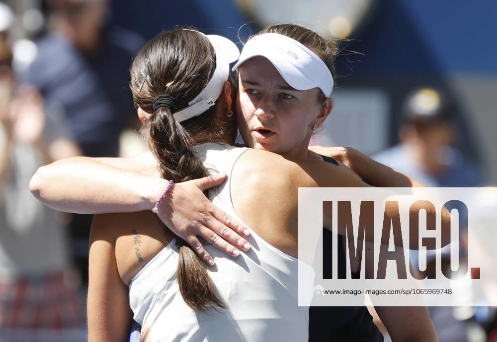 Barbora Krejcikova Czechia and Jessica Pegula meet at net after Pegula defeats Krejcikova in straight sets in their quarterfinal match in Arthur Ashe Stadium on day 8 at the 2025 US Open Tennis Championship at the USTA Billie Jean King National Tennis Center in New York City on Tuesday, September 2, 2025. NYP20250902112 JOHNxANGELILLO