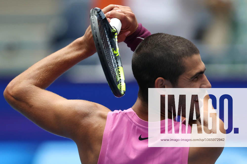 CARLOS ALCARAZ of Spain during the match against J. Lehecka of Czech Republic in the quarterfinals of US Open 2025 at the USTA Billie Jean King National Tennis Center. Queens, New York City. Alcaraz won 6:4,6:2, 6:4. New York City United States - ZUMAc278 20250902_zsp_c278_013