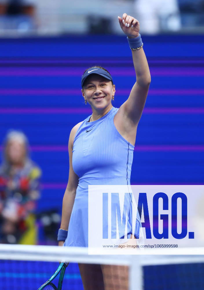 2025 US Open Tennis Championships, Day Eleven, Billy Jean-King Tennis Centre, Flushing Meadows, New York, USA, 03 09 2025 Amanda Anisimova (USA) celebrates the win in her Quarter Final match against Iga Swiatek (POL) in the 2025 US Open at Flushing Meadows New York Billy Jean King Tennis Centre, Flushing Meadows New York USA