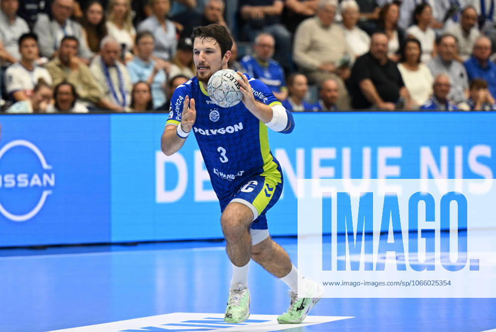 Solo photo 3 Joao Gomes VfL Gummersbach 3 GER, VfL Gummersbach vs MT Melsungen, Handball, Daikin 1 Bundesliga, Matchday 2, Season 2025 2026, 04 09 2025 GER, VfL Gummersbach vs MT Melsungen, Handball, Daikin 1 Bundesliga, Matchday 2, Season 2025 2026, 04 09 2025 Gummersbach