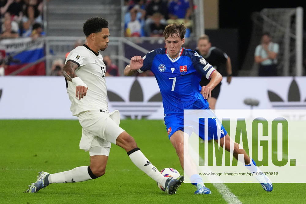 Pharrell Nnamdi Collins Germany Germany, 13 stops Leo Sauer Slovakia, Slovakia, 07 Bratislava 04 09 2025 Slovakia vs Germany, Nadodny Stadion, World Cup Qualification, 1 Matchday