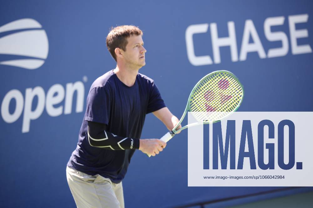 A hunt vs k. Takano in para standing t1, 1st round at us open tennis 2025. (spo) a hunt vs k. Takano in para standing t1, 1st round at us open tennis 2025. September 4, 2025, new york, usa : new zealander, a hunt (in navy blue shirt) vs japanese k. Takano (in light blue shirt ) in para standing t2-4, 1st round of us open tennis 2025. Para standing tennis is the format for people with physical impairments who want to play tennis without using a wheelchair. This includes, but not limited to, people with limb loss, limb deficiencies, cerebral palsy, acquired brain injuries or people of short stature amid the 145th us open, which is one of four annual grand slam tennis tournaments, held in late august and early september on hard courts at the usta billie jean king national tennis center in flushing meadows, queens, new york. The tournament features men s, women s, and mixed singles and doubles championships, plus wheelchair events. It is run by the united states tennis association (usta) and is the final major tournament of the year. This 2025 tournament is celebrating the 75th anniversary of althea gibson breaking the color barrier, which is being honored with a special theme and artwork for the event. Credit: niyi fote thenews2 (Foto: Niyi Fote Thenews2 imago images) SPO