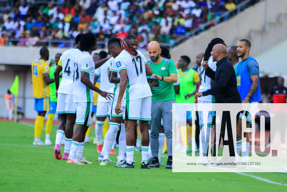 Eric Chelle of Nigeria during the 2026 FIFA World Cup, WM, Weltmeisterschaft, Fussball qualifying match between the Super Eagles of Nigeria and the Amavubi of Rwanda at the Godswill Akpabio Stadium on September 6, 2025 in Uyo, Nigeria. Photo by Akpan Nsidibe