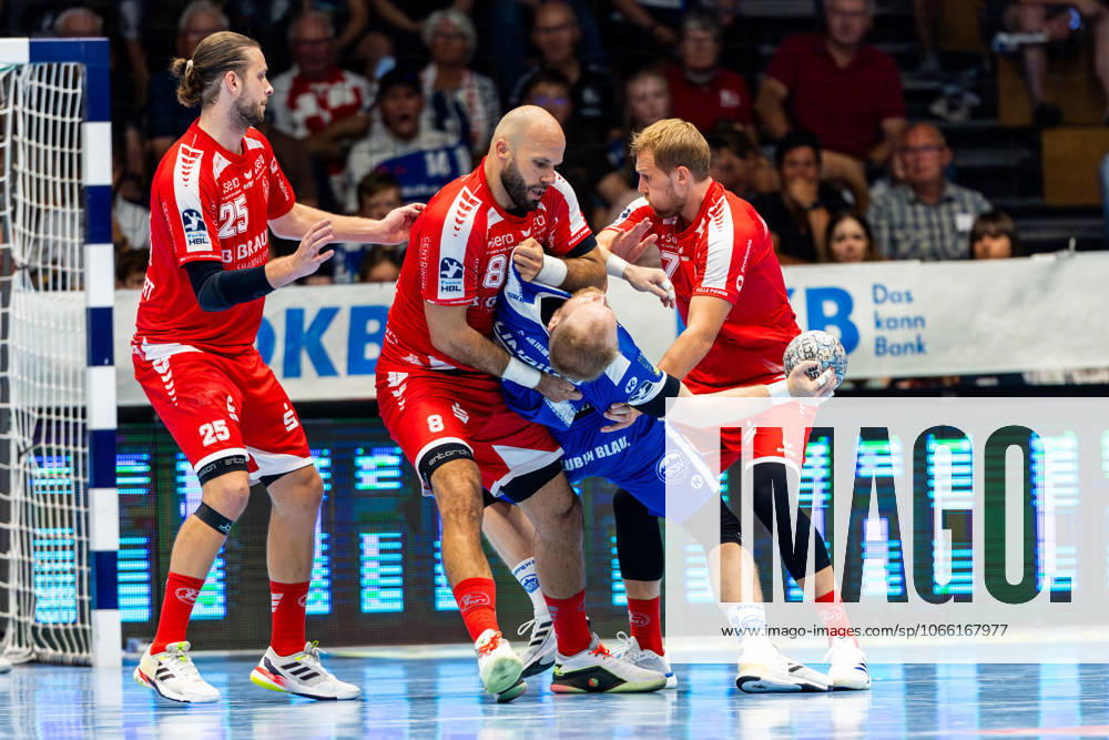 GER, Handball, Men, Season 25 26, Daikin 1 Bl, 3 Matchday ThSV Eisenach MT Melsungen Adrian Sipos MT Melsungen Peter Walz ThSV Eisenach,14 99817 Eisenach Werner Assmann Halle Am Sportp Thueringen Germany