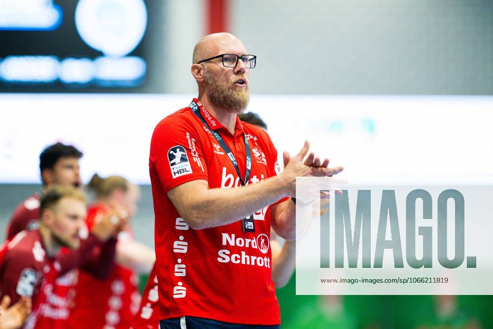 Handball, 2025 2026, 1 Bundesliga, Matchday 3, GWD Minden SG Flensburg Handewitt Ales Pajovic Coach Flensburg