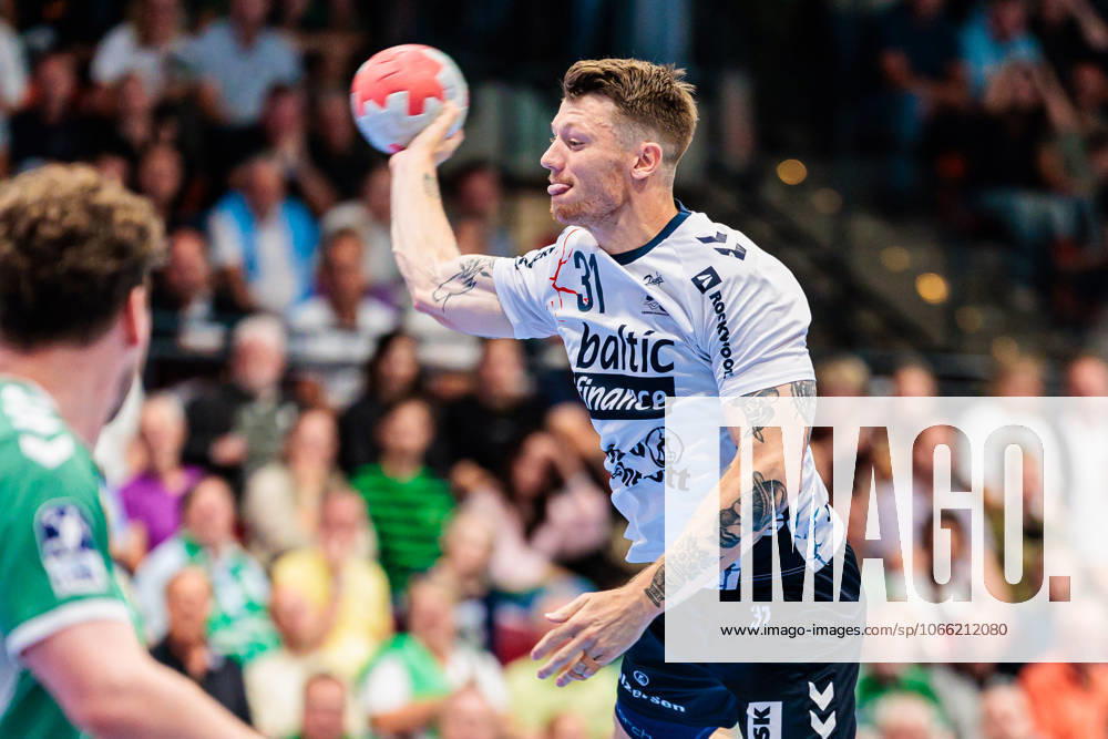 Emil Jakobsen SG Flensburg Handewitt, 31 in goal GER, GWD Minden vs SG Flensburg Handewitt, Handball, 1 Bundesliga, Matchday 3, Season 2025 2026, 08 09 2025 GER, GWD Minden vs SG Flensburg Handewitt, Handball, 1 Bundesliga, Matchday 3, Season 2025 2026, 08 09 2025 Luebbecke
