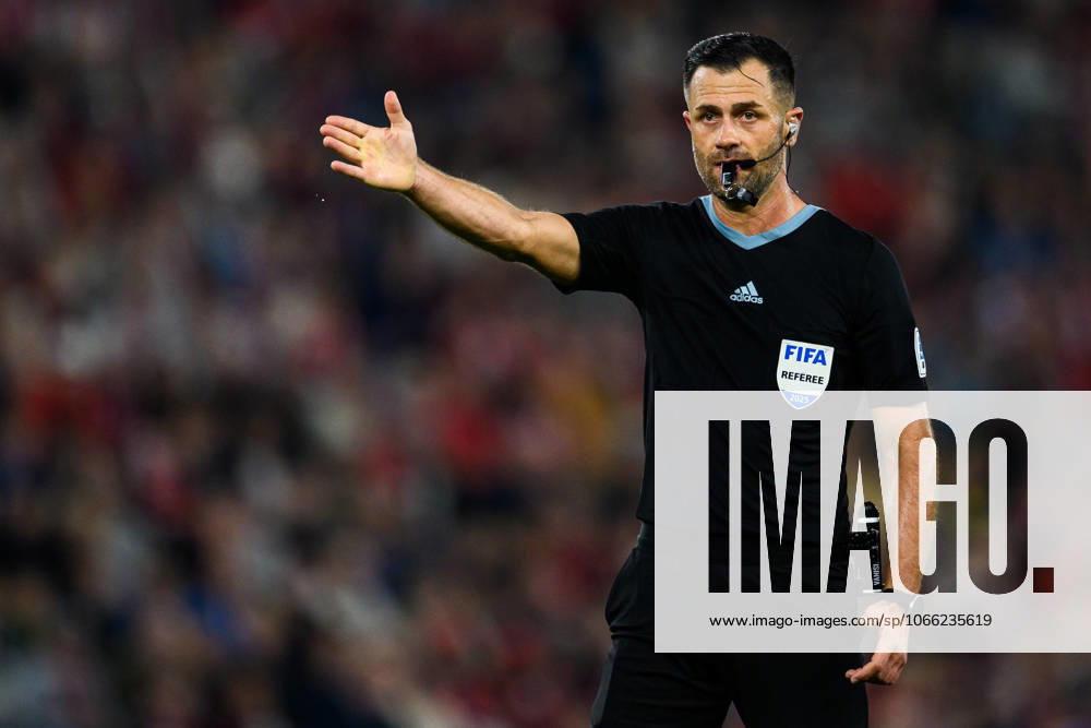 Referee Balazs Berke during the FIFA World Cup Qualifier football match between Norway and Moldova on September 9, 2025 in Oslo Photo Vegard Grott BILDBYRAN kod VG VG0807 bbeng fotball football soccer fotboll fifa world cup qualifiers european qualifiers 2026 uefa world cup qualifiers vm kvalifisering vm kvalik vm kval norge norway moldavien moldova