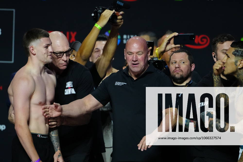 Las Vegas, Nv, Las Vegas, Nv, United States: Callum Walsh and Fernando Vargas Jr. face-off at T-Mobile Arena for Canelo vs Crawford on September 12, 2025 in Las Vegas, NV, United States. ( PxImages) Las Vegas, Nv United States - ZUMAp175 20250912_zsa_p175_082