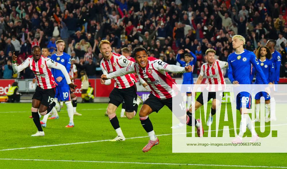 Fabio Carvalho of Brentford celebrates scoring a goal after making it 2-2 Brentford v Chelsea, Premier League, Football, Gtech Community Stadium, London, UK - 13 Sept 2025London Gtech Community Stadium United Kingdom