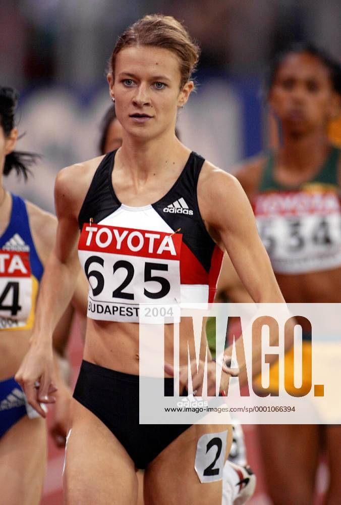 Monika Gradzki (Deutschland) Leichtathletik WM Damen 10. IAAF Hallen-Weltmeisterschaft 2004, Hallenweltmeisterschaft, Halle, Indoor, Nationaltrikot Einzelbild Budapest
