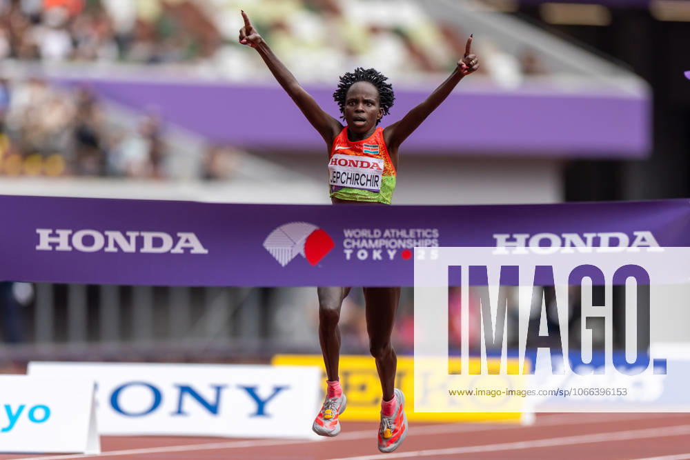 2025 World Athletics Championships, Japan National Stadium, Tokyo, Japan 14 9 2025 Womens Marathon Kenyas Peres Jepchirchir celebrates winning the Womens Marathon Peres Jepchirchir 14 9 2025
