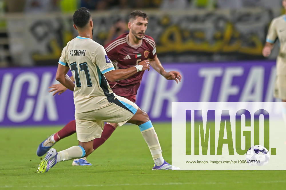 Al-Ittihad v Al-Wehda - AFC Champions League ABU DHABI, UNITED ARAB EMIRATES - SEPTEMBER 15: Saleh Al Shehri (L) of Al Ittihad in action during the Asian Champions League (AFC) match between Al-Ittihad and Al-Wehda at the Al Nahyan Stadium in Abu Dhabi, United Arab Emirates, on September 15, 2025. Waleed Zein Anadolu Abu Dhabi United Arab Emirates. Editorial use only. Please get in touch for any other usage.