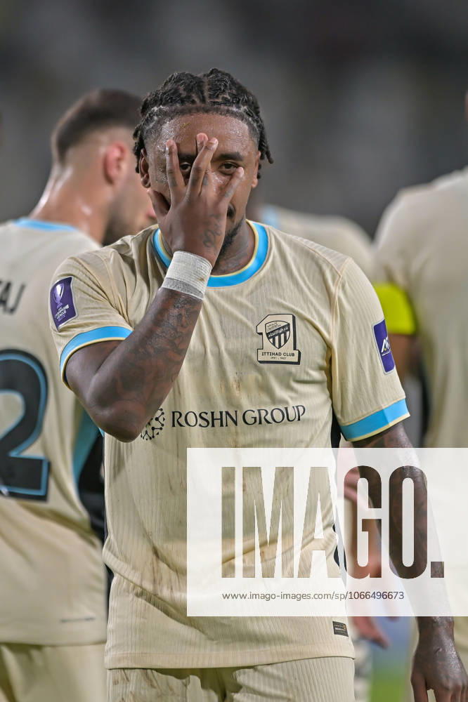 Al-Ittihad v Al-Wehda - AFC Champions League ABU DHABI, UNITED ARAB EMIRATES - SEPTEMBER 15: Steven Bergwijn of Al-Ittihad celebrates after score a goal during the Asian Champions League (AFC) match between Al-Ittihad and Al-Wehda at the Al Nahyan Stadium in Abu Dhabi, United Arab Emirates, on September 15, 2025. Waleed Zein Anadolu Abu Dhabi United Arab Emirates. Editorial use only. Please get in touch for any other usage.