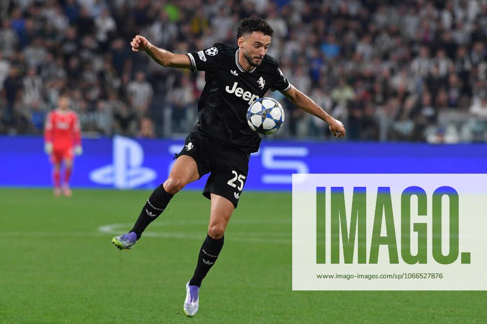 Foto IPP Massimo Rana Torino 16-09-2025 Calcio Champions League 2025 2026 Juventus-Borussia Dortmund nella foto joao mario Italy Photo Press - World Copyright italy ITALY