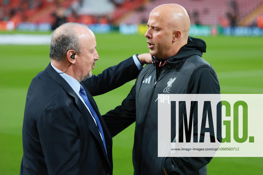 Liverpool FC v Atletico de Madrid - UEFA Champions League 2025 26 League Phase MD1 Rafael Benítez former Manager of Liverpool and Arne Slot, Manager of Liverpool on the side line before the UEFA Champions League 2025 26 League Phase MD1 match between Liverpool FC and Atletico de Madrid at Anfield on September 17, 2025 in Liverpool, England. Liverpool Anfield England United Kingdom