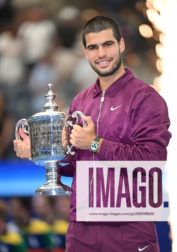 2025 US Open Tennis Championships, Mens Final, Billy Jean-King Tennis Centre, Flushing Meadows, New York, USA, 07 09 2025 Carlos Alcaraz (ESP) with the trophy after he wins the 2025 US Open Mens final, Flushing Meadows 07 09 2025 New York Billy Jean King Tennis Centre, Flushing Meadows New York USA