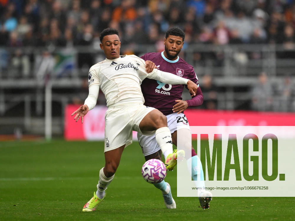 Dan Ndoye of Nottingham Forest fends off Josh Laurent Burnley Burnley v Nottingham Forest, Premier League, Football, Turf Moor, Burnley, UK - 20 Sep 2025Burnley Turf Moor United Kingdom