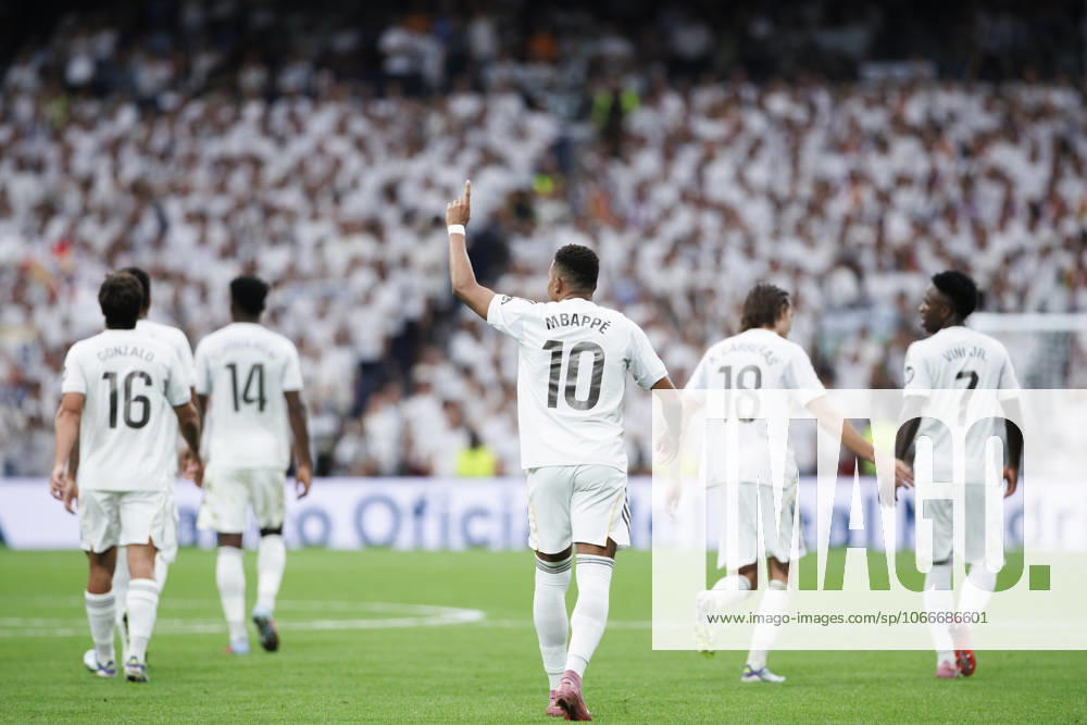 LA LIGA EA Sports - Real Madrid vs Espanyol MADRID, SPAIN - September 20: Kylian Mbappe of Real Madrid celebrates a goal during the La Liga 2025 26 match between Real Madrid and Espanyol at Santiago Bernabeu Stadium. (Photo by Guillermo Martinez) Madrid Santiago Bernabeu Stadium Spain