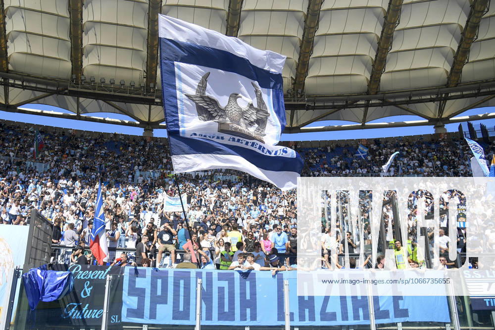 Lazio supporter during the Serie A Enilive soccer match between SS Lazio and AS Roma at the Rome s Olympic stadium, Italy - Sunday, September 21, 2025. - Soccer.