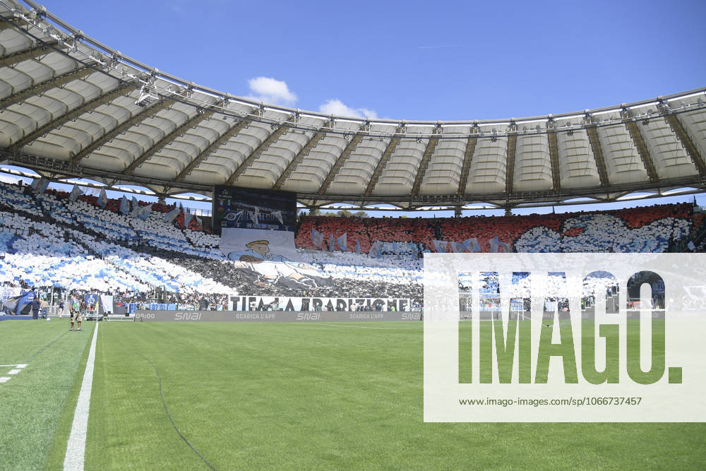Lazio supporter during the Serie A Enilive soccer match between SS Lazio and AS Roma at the Rome s Olympic stadium, Italy - Sunday, September 21, 2025. - Soccer.
