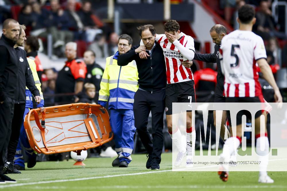 EINDHOVEN - Ruben van Bommel of PSV Eindhoven during the Dutch Eredivisie match between PSV Eindhoven and Ajax at the Phillips Stadium on September 21, 2025, in Eindhoven, Netherlands. ANP KOEN VAN WEEL Eredivisie 2025 26 ANPxSportx IVx 537064293 originalFilename: 537064293