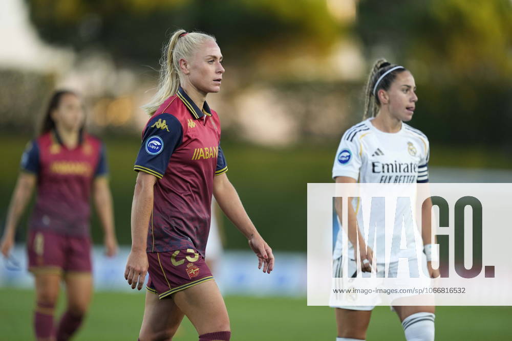 Merle Barth of Deportivo Abanca looks on during the Spanish Women League, Liga F, football match played between Real Madrid and Real Club Deportivo de La Coruna at Alfredo Di Stefano stadium on September 21, 2025, in Madrid, Spain. Valdebebas Spain - ZUMA Rea 20250921_zaa_a181_245
