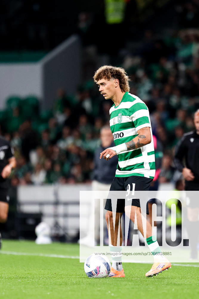 Sporting CP v Moreirense FC - Liga Portugal BetClic 2025 2026 Lateral direito portugues do Sporting Ricardo Mangas durante a partida entre Sporting CP v Moreirense FC, valida pela Liga Portugal BetClic 2025 2026 no Estadio Jose Alvalade, Portugal (Foto de Diogo Faria Reis Avant Sports) Lisboa Estadio Jose Alvalade Portugal
