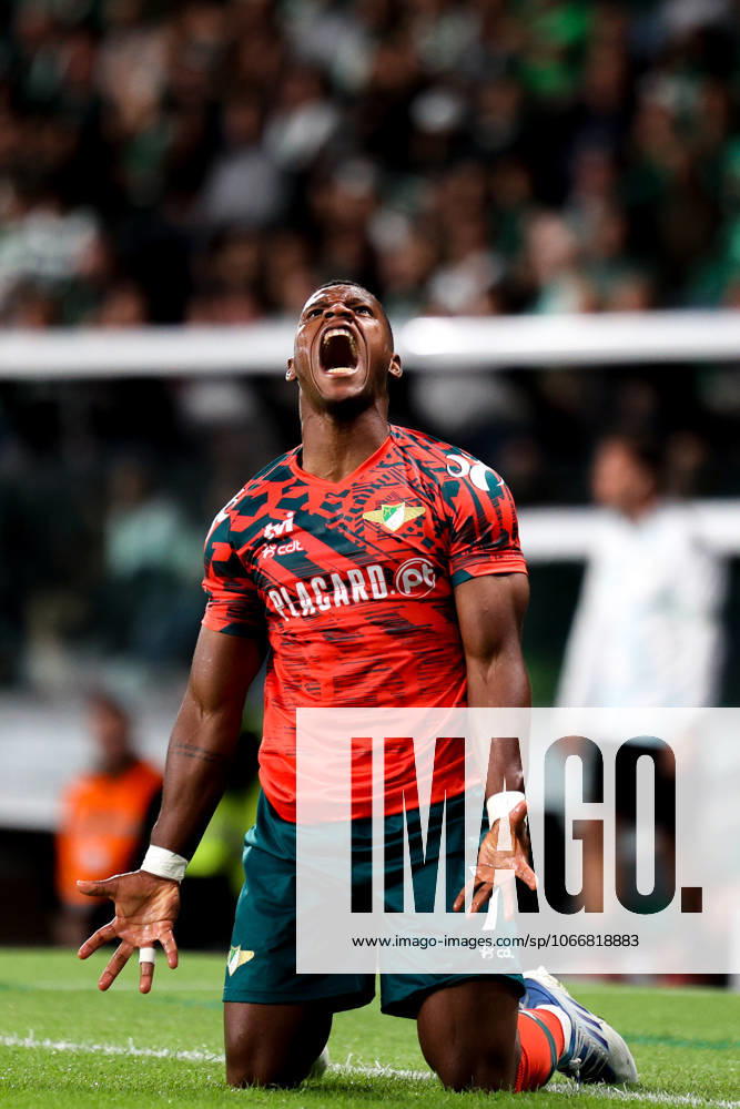 Sporting CP v Moreirense FC - Liga Portugal BetClic 2025 2026 Jogador do Moreirense Cedric Teguia durante a partida entre Sporting CP v Moreirense FC, valida pela Liga Portugal BetClic 2025 2026 no Estadio Jose Alvalade, Portugal (Foto de Diogo Faria Reis Avant Sports) Lisboa Estadio Jose Alvalade Portugal