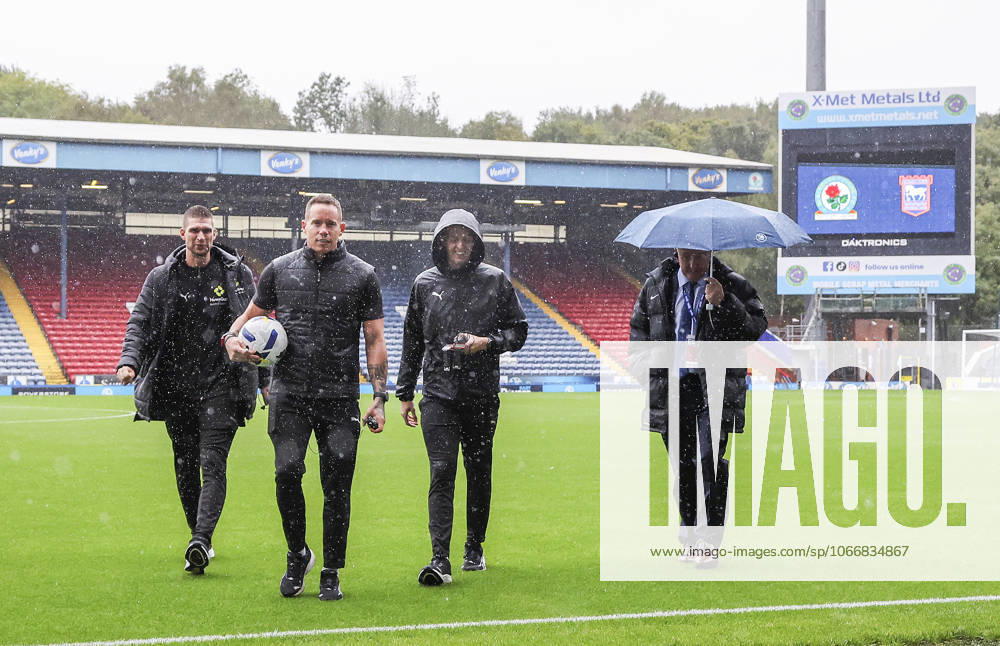 Blackburn Rovers v Ipswich Town EFL Sky Bet Championship 20 09 2025. Referee Stephen Martin and Assistant referees Mark Dwyer and Johnathon Bickerdike before the EFL Sky Bet Championship match between Blackburn Rovers and Ipswich Town at Ewood Park, Blackburn, England on 20 September 2025. Blackburn Ewood Park Lancashire England Editorial use only DataCo restrictions apply See www.football-dataco.com ,