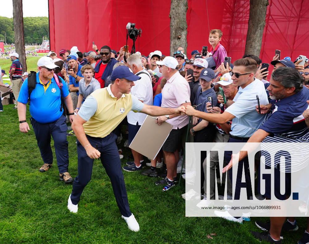 GOLF - Ryder Cup 2025 FARMINGDALE,NEW YORK,USA,24.SEP.25 - GOLF - Ryder Cup 2025, Bethpage Black Course, preview, practice round. Image shows Rory McIlroy (NIR EUR). GEPAxpictures Spurlock