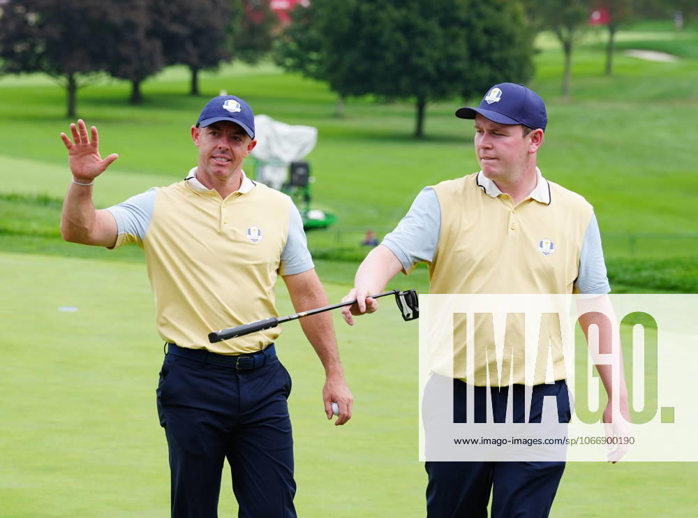GOLF - Ryder Cup 2025 FARMINGDALE,NEW YORK,USA,24.SEP.25 - GOLF - Ryder Cup 2025, Bethpage Black Course, preview, practice round. Image shows Rory McIlroy (NIR EUR) and Robert MacIntyre (SCO EUR). GEPAxpictures Spurlock