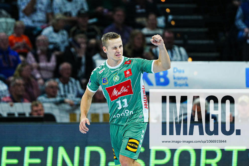 Goal celebration Mats Korte GWD Minden, 11 GER, THW Kiel vs GWD Minden, Handball, 1 Bundesliga, Matchday 15, Season 2025 2026, 25 09 2025 GER, THW Kiel vs GWD Minden, Handball, 1 Bundesliga, Matchday 15, Season 2025 2026, 25 09 2025 Kiel