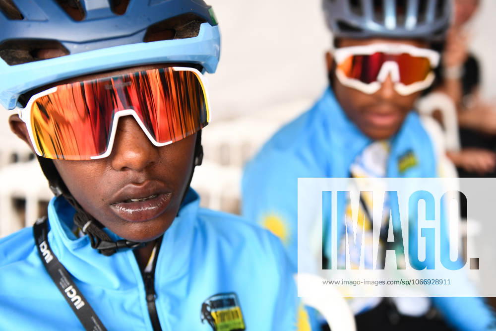 2025 UCI Road World Championships Picture by Simon Wilkinson SWpix.com - 26 09 2025 - Cycling - 2025 UCI Road World Championships - Kigali Convention Centre, Kigali, Rwanda - Men Junior Road Race - Rwanda