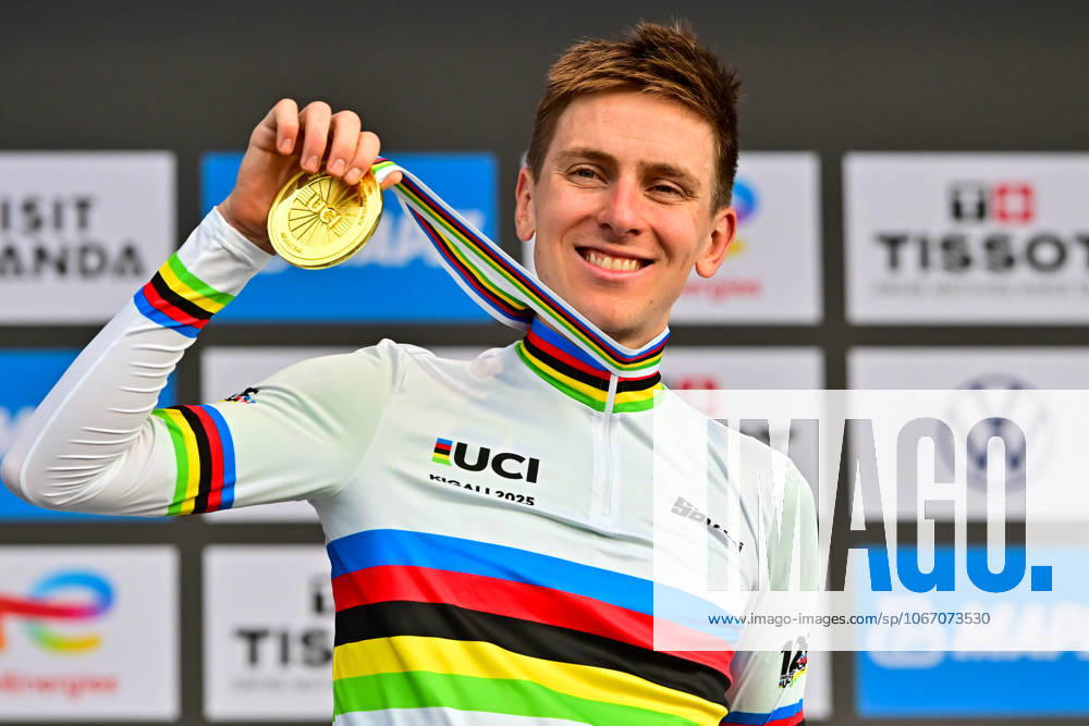 Tadej Pogacar Men Elite Road Race Rwanda 2025 World Champion POGAÄaAR Tadej, Tadej Pogacar, Slovenia, Gold, Slovenia Road Race Men UCI Road World Championships 2025 in Kigali Rwanda 92nd World Championships ME Road Race WC One day race Kigali 267 5km 2025 UCI Road World Championships Kigali Rwanda 28 09 2025