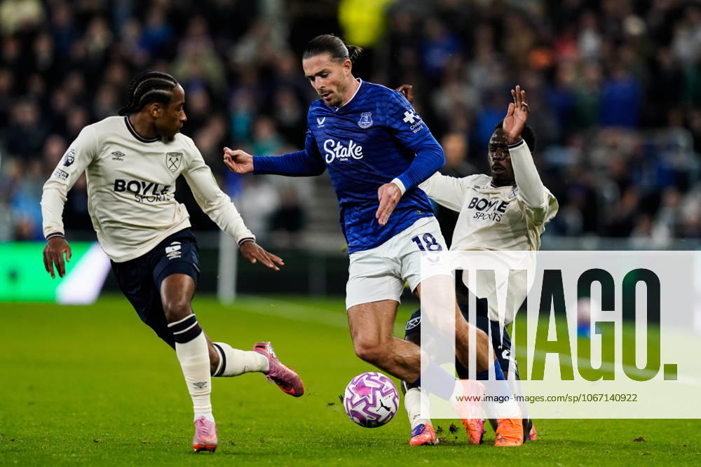 Liverpool, England, 29th September 2025. Jack Grealish of Everton is tackled by Soungoutou Magassa of West Ham United during the Everton vs West Ham United Premier League match at Hill Dickinson Stadium, Liverpool. Picture credit should read: Andrew Yates Sportimage . SPI_034_AY_EVE_vs_WHU SPI-4173-0034