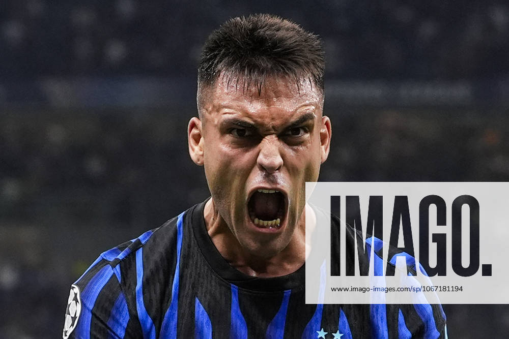Inter MilanÕs Lautaro Martinez celebrates after scoring the 1-0 goal for his team during the Uefa Champions League soccer match, between Inter and Salvia Prague at the San Siro Stadium in Milan, Italy - League phase Matchday 2 - September 30, 2025. - Soccer