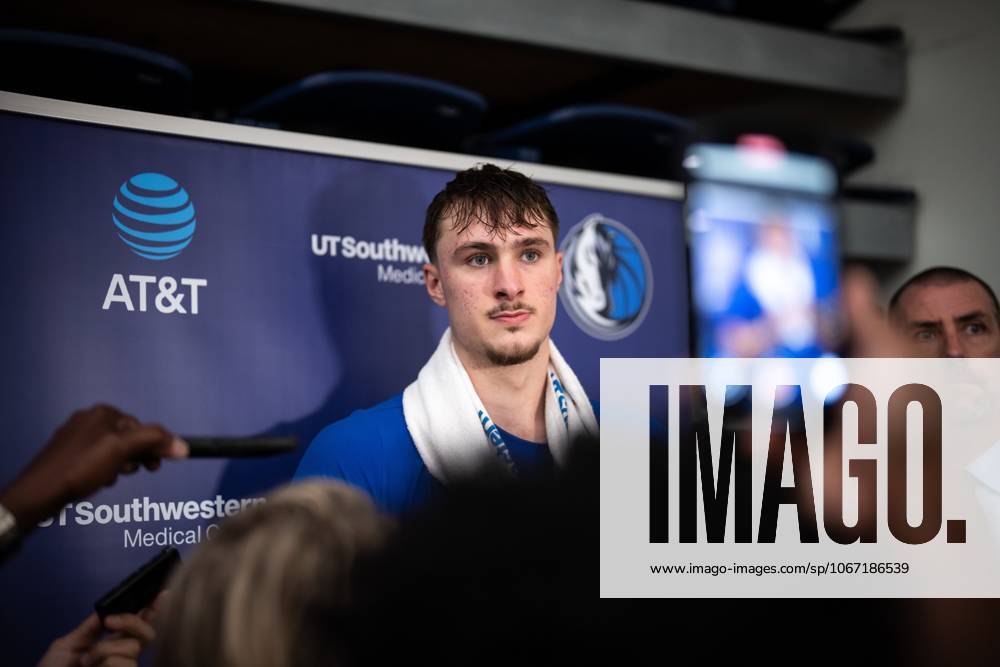Dallas Mavericks Cooper Flagg speaks with reporters after a training camp session at Simon Fraser University in Burnaby, B.C., Tuesday, Sept. 30, 2025. Canada News - September 30, 2025 - ZUMAc35_ 20250930_zaf_c35_110