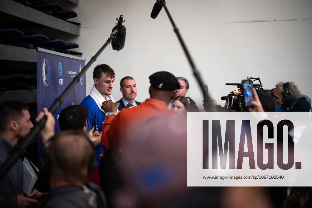 Dallas Mavericks Cooper Flagg speaks with reporters after a training camp session at Simon Fraser University in Burnaby, B.C., Tuesday, Sept. 30, 2025. Canada News - September 30, 2025 - ZUMAc35_ 20250930_zaf_c35_111