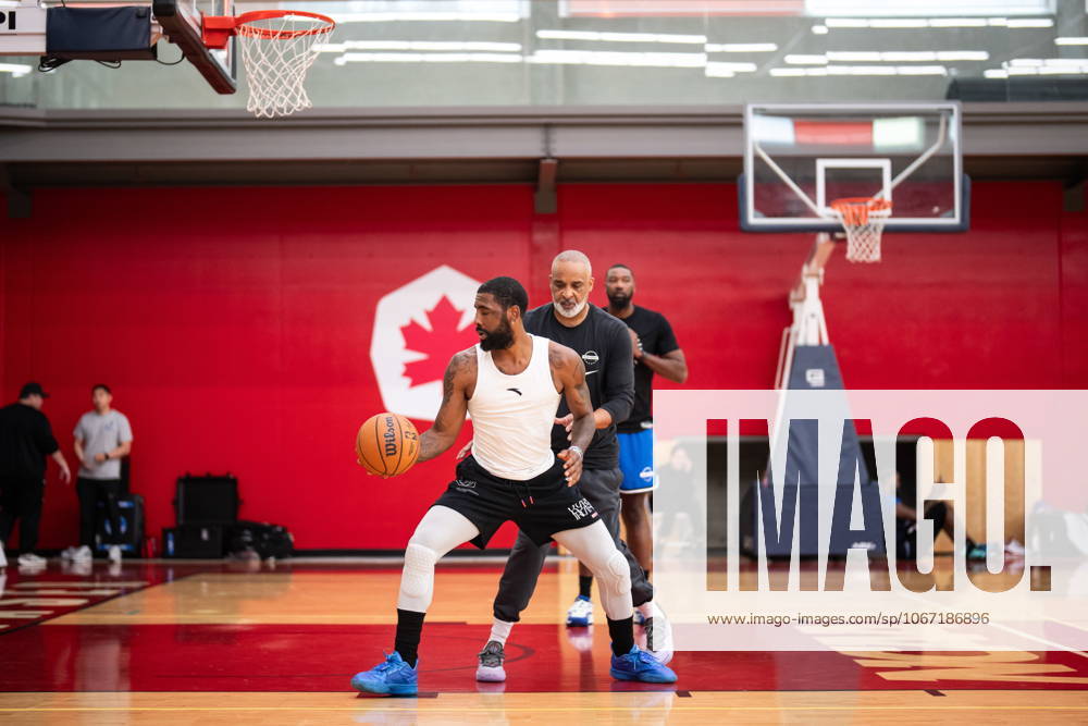 Dallas Mavericks Kyrie Irving practices during a training camp session at Simon Fraser University in Burnaby, B.C., Tuesday, Sept. 30, 2025. Canada News - September 30, 2025 - ZUMAc35_ 20250930_zaf_c35_120