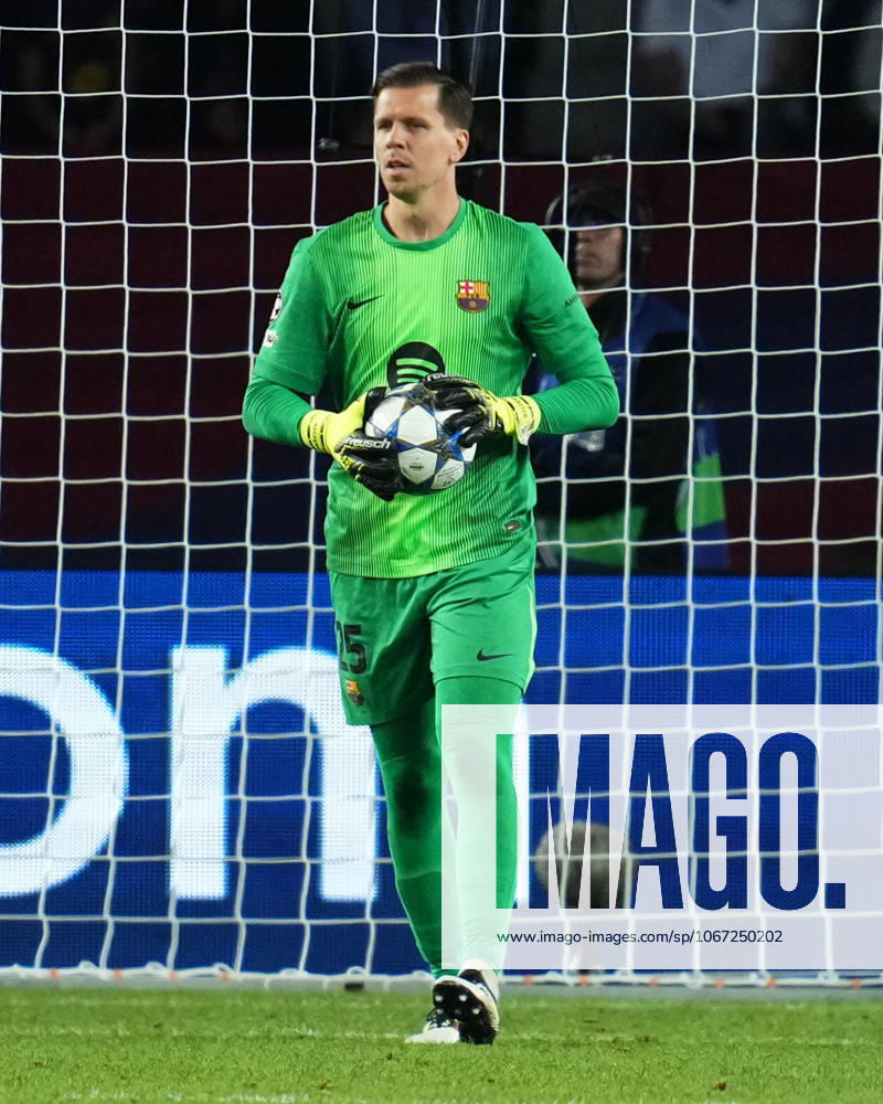 ESP: FC Barcelona, Barca v Paris Saint Germain. UEFA Champions League. Matchday 2. Wojciech Szczesny of FC Barcelona during the UEFA Champions League match, between FC Barcelona and Paris Saint Germain PSG, Lluis Companys Stadium on October 1, 2025 in Barcelona, Spain. kpng