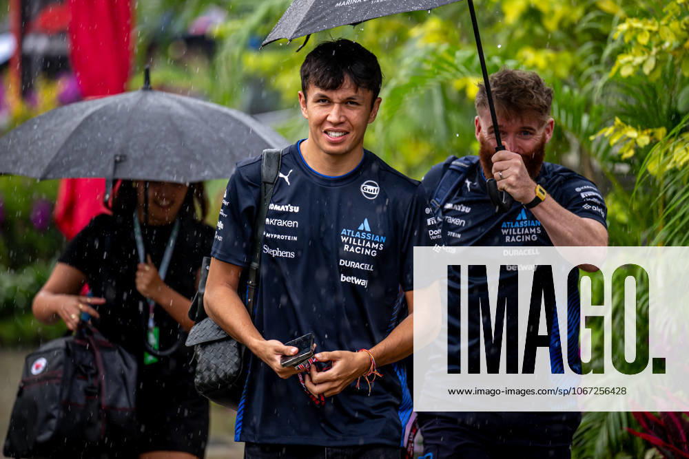 MARINA BAY, SINGAPORE: Alex Albon, racing for the Williams Racing team during the 2025 Formula 1 Singapore Grand Prix at the Marina Bay Street Circuit in Marina Bay, Singapore
