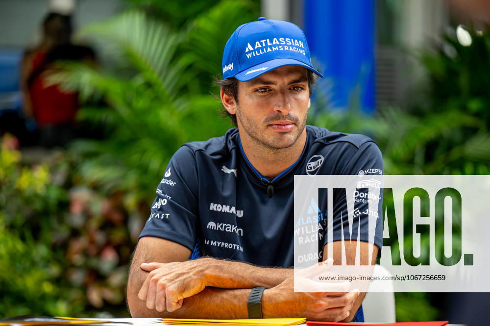 MARINA BAY, SINGAPORE: Carlos Sainz, racing for the Williams Racing team during the 2025 Formula 1 Singapore Grand Prix at the Marina Bay Street Circuit in Marina Bay, Singapore