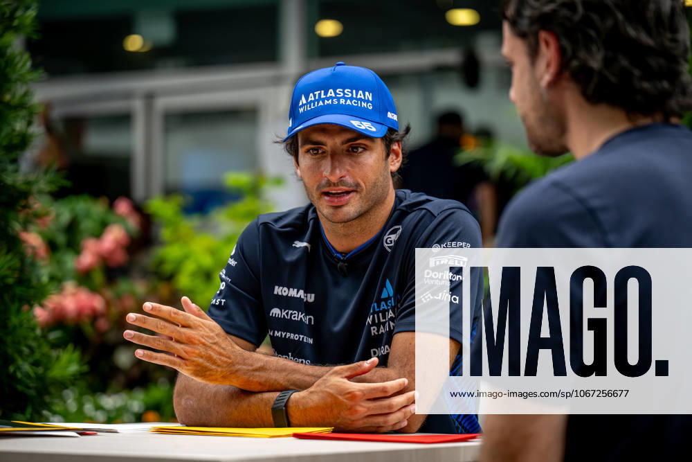 MARINA BAY, SINGAPORE: Carlos Sainz, racing for the Williams Racing team during the 2025 Formula 1 Singapore Grand Prix at the Marina Bay Street Circuit in Marina Bay, Singapore
